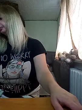 BustyBlond online show from October 21, 7:12 am