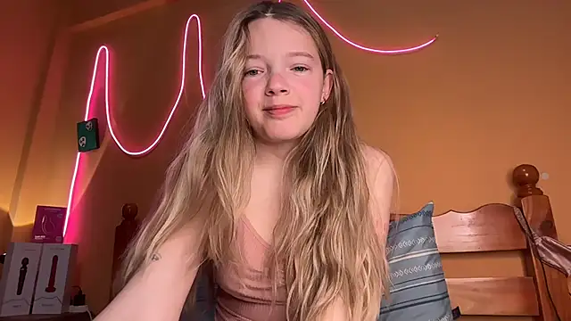 Snapshot of -veranito- chatting on October 9, 3:32 am -veranito- online show from October 9, 3:32 am