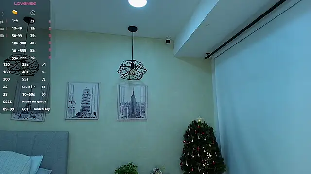 Sassy--Girl online show from November 24, 9:50 pm