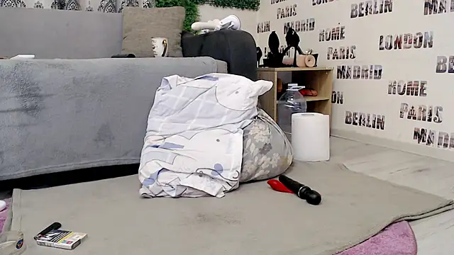 sweetdaiana23 online show from March 26, 1:41 am