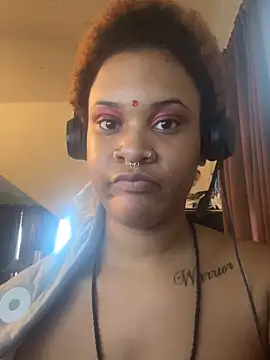 nickytheehawtie online show from February 17, 8:41 pm