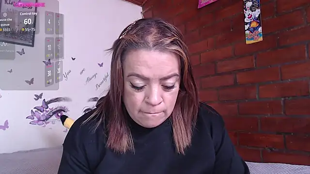 LIila28six online show from November 18, 2:40 pm