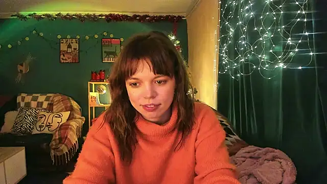 ClancyMorissey online show from December 17, 8:24 pm