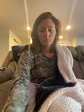 triple34D online show from October 23, 6:25 pm