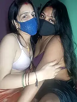 Snapshot of cutee__crazy chatting on October 29, 6:10 pm cutee crazy online show from October 29, 6:10 pm