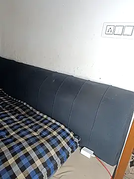 Snapshot of cutee__crazy chatting on September 16, 6:16 pm cutee crazy online show from September 16, 6:16 pm