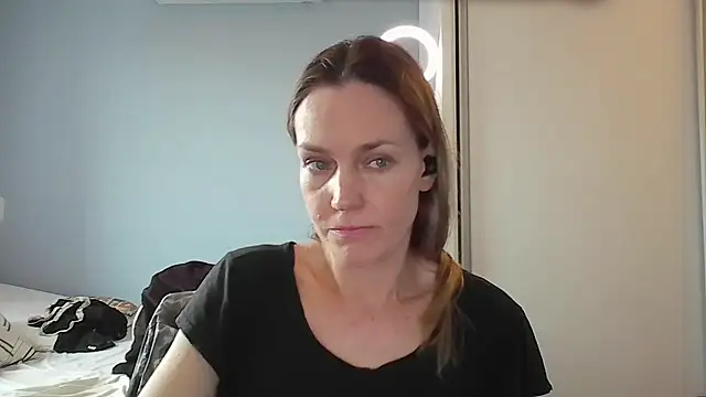 Annylove1 online show from December 2, 10:50 am