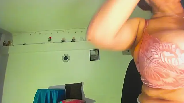 Sinthia Collins online show from March 13, 2:13 am