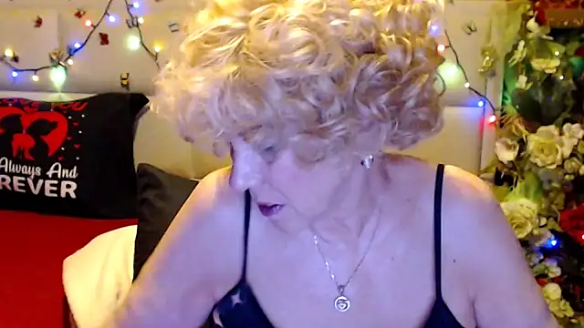 HappyWomanOn online show from March 13, 11:00 am