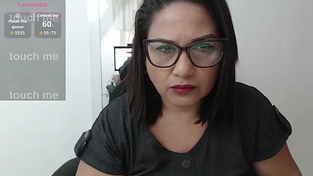 Katha Marck online show from February 3, 12:43 pm