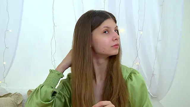 AudreyBarlow online show from February 11, 6:48 am