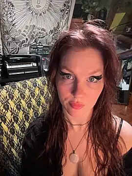 courtneyoccult online show from October 29, 3:11 am