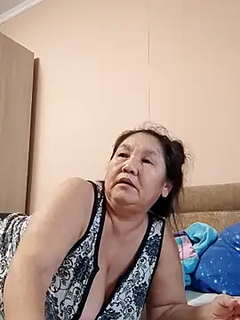 Zulfiya Bruce online show from September 20, 7:34 pm