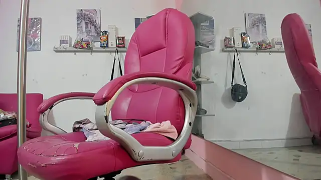 CAMILA--REY online show from January 8, 5:50 pm