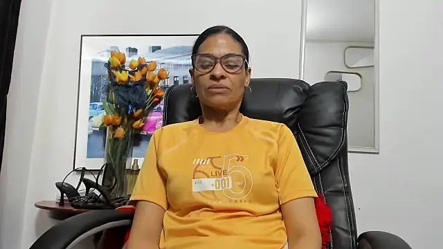 Aries Mature online show from October 11, 7:05 pm