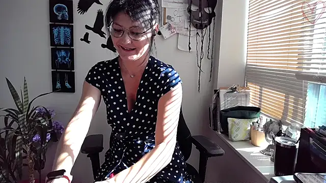 City Kat online show from October 6, 2:34 pm