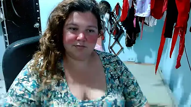 squirt322bbw online show from November 15, 7:04 pm