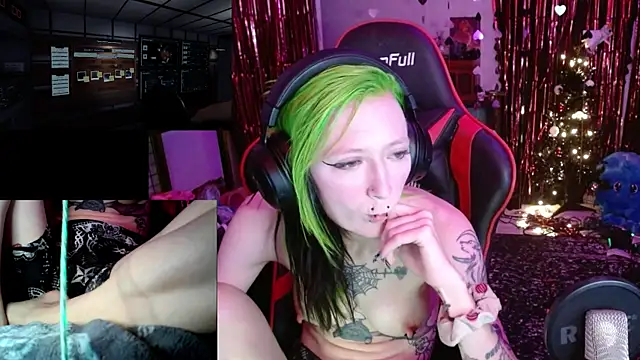 alicewonder09 online show from December 21, 5:55 am