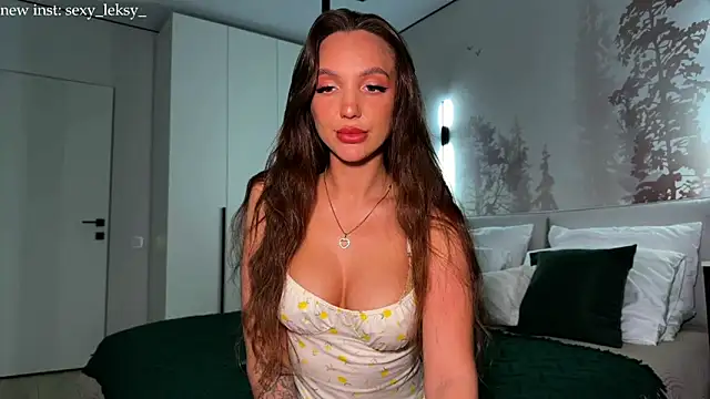 Lex Love online show from April 17, 8:00 pm