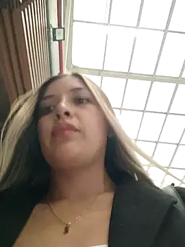 alana 69 online show from March 24, 10:15 pm