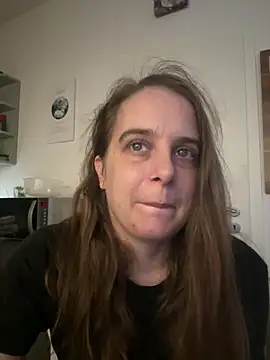 Chantalee online show from March 26, 6:15 am