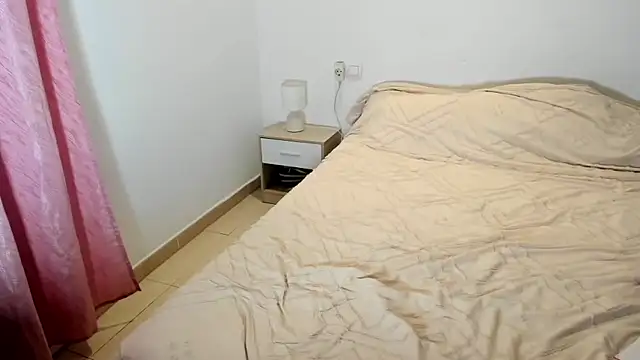 MariaMeir online show from December 18, 8:02 pm