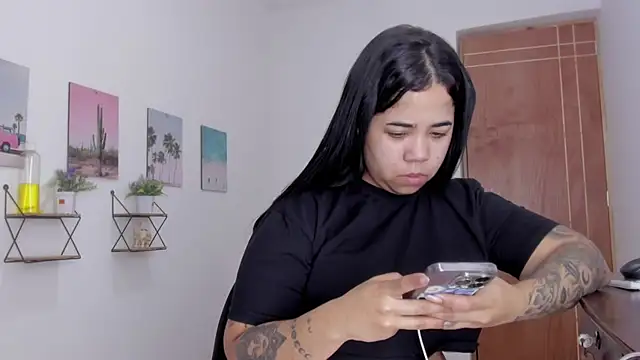 Emma lean online show from February 5, 5:38 pm