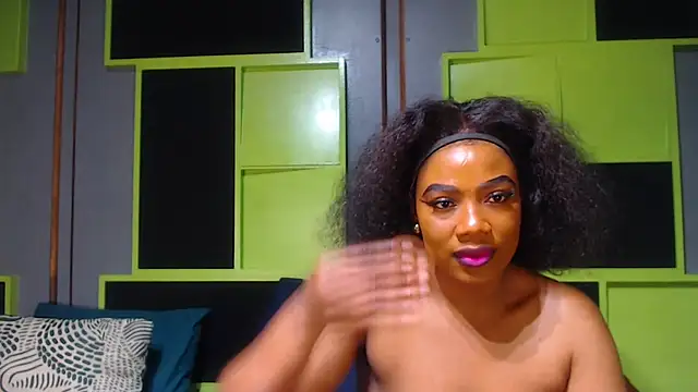 Snapshot of SexyAssDivaxxx chatting on September 11, 5:19 am SexyAssDivaxxx online show from September 11, 5:19 am