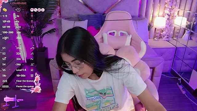 shanon- online show from November 10, 8:15 pm