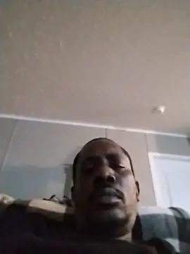 We-Will-Make-u-Cum online show from November 18, 8:15 am