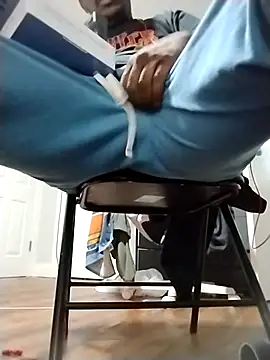 Snapshot of We-Will-Make-u-Cum chatting on October 25, 8:26 pm We-Will-Make-u-Cum online show from October 25, 8:26 pm