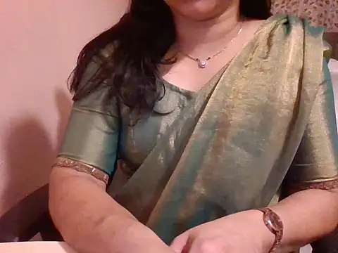 Pinky 4 online show from March 6, 6:14 pm