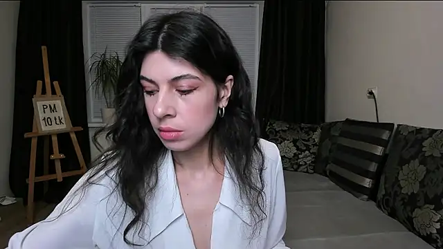 MolagAnna online show from March 22, 8:26 pm