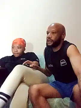 O G Eatxaxa  online show from October 9, 5:17 pm