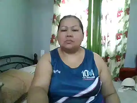 hornyKENDAH online show from April 1, 3:18 am