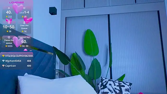 Mia Tin online show from September 16, 12:46 pm