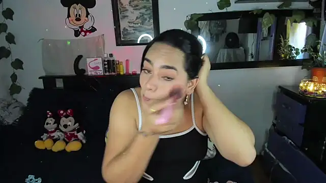 kimgodoy online show from October 2, 4:45 pm