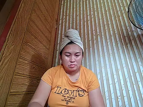 LalaiAsian online show from February 12, 6:59 am