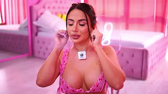 AshleySinn online show from February 4, 10:07 am