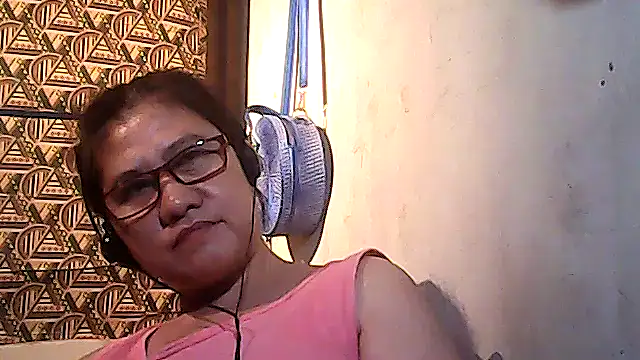 sweetsosie18 online show from February 11, 12:50 pm