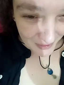 Snapshot of Bella_melada chatting on October 20, 11:08 pm Bella melada online show from October 20, 11:08 pm