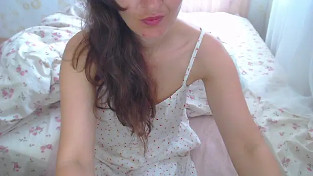 LoraPreston online show from August 2, 8:17 am