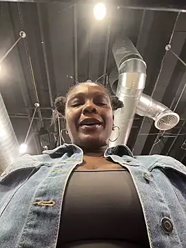 TilaTotti online show from February 20, 3:38 am