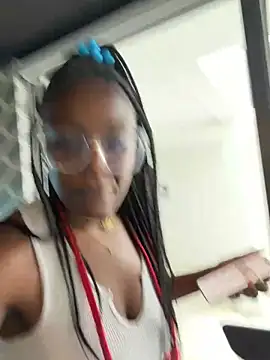 TilaTotti online show from October 28, 4:24 pm