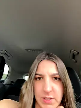 DoriDeluxe66 online show from November 14, 11:32 am