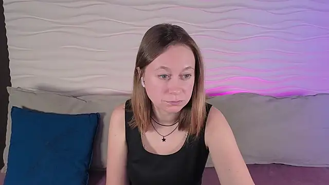 BrookeEvans online show from October 18, 8:54 pm