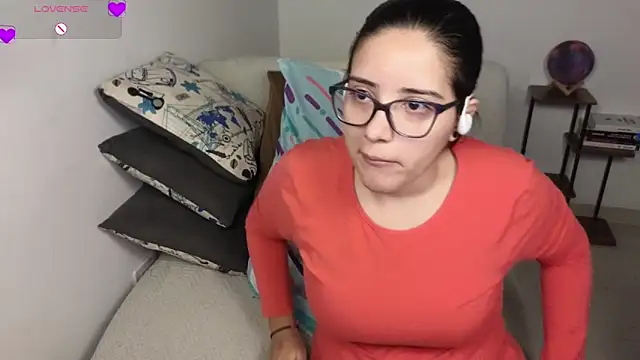 blue  moon  online show from April 15, 4:24 am