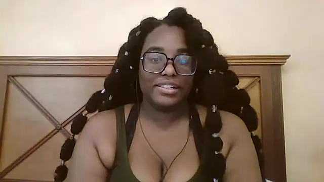 MissCC99 online show from January 15, 2:45 pm