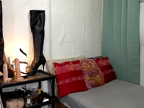 elise bloom69 online show from March 31, 5:46 pm