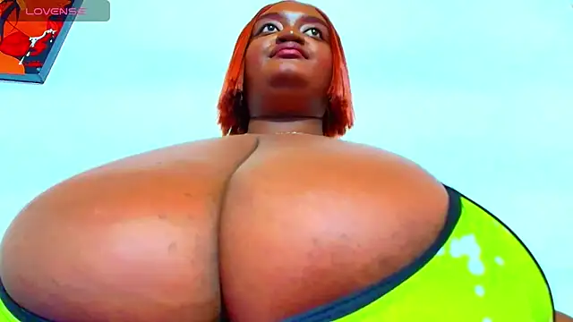 godessQQQ online show from September 10, 7:03 pm